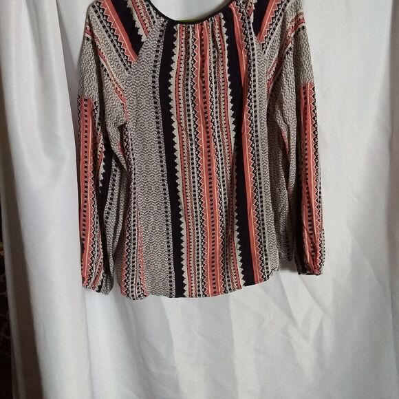 Sanctuary top - Picture 2 of 6